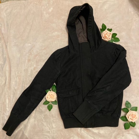 Community brand jacket - Picture 1 of 4